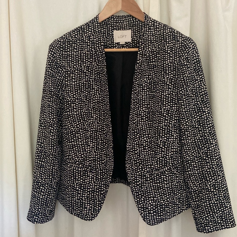 LOFT 3/4 sleeve blazer